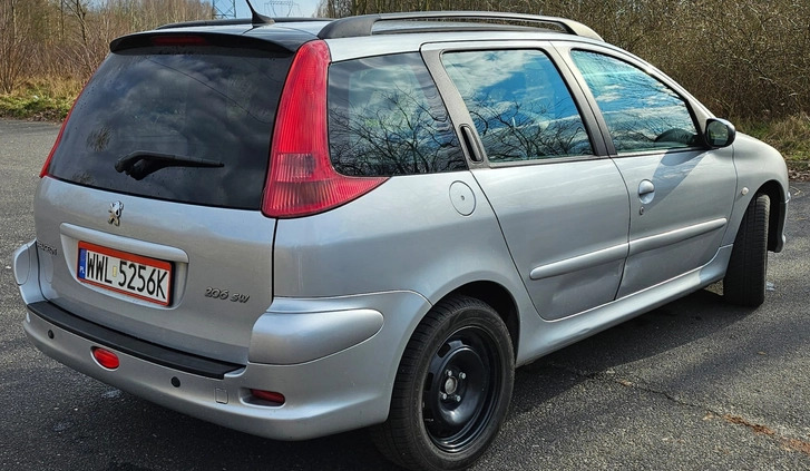 Peugeot 206 cena 6500 przebieg: 186000, rok produkcji 2003 z Łódź małe 667